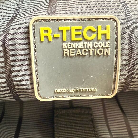KENNETH COLE REACTION R-Tech 17"‎ Laptop Bag Briefcase Black Handles & Strap - Picture 3 of 16